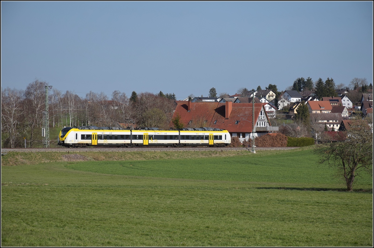Bwegt Coradia 1440 857 in Löffingen. April 2021.