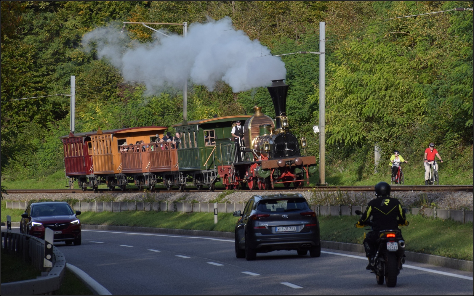 Spanisch-Brötli-Bahn zum 175. Geburtstag.

Rheinsulz, Oktober 2022.