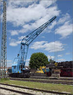 noerdlingen/884688/4-noerdlinger-eisenbahnfestein-blaues-wunder-schreibt 4. Nrdlinger Eisenbahnfest.

Ein blaues Wunder schreibt das Museum auf seiner Homepage. Ein wei-blauer Himmel mit blauem Wunder beim Bekohlen von schwarzer Dampflok schreibe ich. Nrdlingen, Juni 2025.