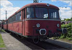 db-vt-98-br-796996-br-798998-uerdinger-schienenbus/884691/4-noerdlinger-eisenbahnfestuerdinger-schienenbus-798-522 4. Nrdlinger Eisenbahnfest.

Uerdinger Schienenbus 798 522. Nrdlingen, Juni 2025.