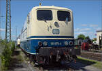 6-151-br-151/884717/4-noerdlinger-eisenbahnfestals-kaeme-sie-gerade 4. Nrdlinger Eisenbahnfest.

Als kme sie gerade aus der Mrklin-Schachtel prsentiert sich 151 073 auf dem Museumsgelnde. Nrdlingen, Juni 2025.