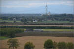 kbs-702-offenburg-basel-rheintalbahn/865453/markgraefler-land-vor-dem-fall-der Markgräfler Land vor dem Fall der Blätter.

186 155 von Captrain bei Auggen. Oktober 2024.