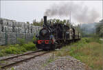 tb-030/869917/im-elsaesser-ried-mit-der-cftr030 Im Elssser Ried mit der CFTR.

030 TB 134 'Theodor' am Rheinhafen Neu-Breisach/Colmar auf Vogelgrner Gemarkung. Links das Haupttransportgut der Hafenbahn: Aluminiumschrott, der anschlieend recycelt zur weiteren Verwendung wieder auf Schiene und Wasser transportiert wird. September 2024.