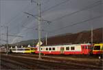 rbde-567-537-npz-typ-privatbahn-mit-2-fuehrerstaenden/814928/persistenter-regenbogen-in-balsthaltravys-rabe-567 Persistenter Regenbogen in Balsthal.

Travys RABe 567 174 unter dem Regenbogen. Juni 2023.