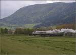 Vapeur Val-de-Travers: Train du Terroir.

E 3/3 8511 bei La Presta. Mai 2023.