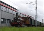 Vapeur Val-de-Travers: Train  Au fil de l'Areuse .

E 3/3 8511 in Fleurier. Mai 2023.
