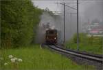 e-33-3/813354/vapeur-val-de-travers-train-au-fil-de Vapeur Val-de-Travers: Train 'Au fil de l'Areuse'.

E 3/3 8511 nhert sich den Asphaltminen von La Presta. Mai 2023.