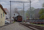 Train du Terroir.

E 3/3 5811 bei Einfahrt in Couvet. Mai 2024.