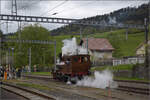 Train du Terroir.

E 3/3 5811 in Travers. Mai 2024.