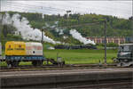 e-33-3/879759/brauereifest-feldschloesschender-sandwichzug-mit-e-22 Brauereifest Feldschlsschen.

Der Sandwichzug mit E 2/2 8666 'Chnurrli' und E 3/3 8512 auf Pendelfahrt Rheinfelden-Feldschlsschen. April 2025.