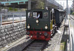 ed-33-10/844354/zu-den-ostereiern-im-sihlwald-e Zu den Ostereiern im Sihlwald. 

E 3/3 5 'Schnaaggi Schaaggi' der SiTB fährt die Rampe von Gieshübel zum Tunnel in den Bahnhof Zürich-Wiedikon herunter. März 2024.