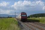 450-olten-aarburg-oftringen-burgdorf-bern-scbsbb-14/815096/bahn-2000-steuerwagen-geschoben-von-re-460 Bahn 2000-Steuerwagen geschoben von Re 460 099 'Bodensee' bei Bettenhausen. Juni 2023.
