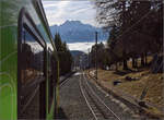 011/908221/blick-auf-die-doppelspur-der-al Blick auf die Doppelspur der AL. In historischen Bildern im Bahnhof Leysin Feydey sieht man, dass die Doppelspur offenbar schon 1913 bestand. Leysin, Januar 2026.