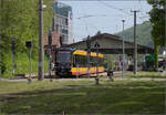 AVG 364 in Ettlingen Stadt. Mai 2024.

Citylink heißen die schicken, neuen Fahrzeuge der AVG. Sie wurden von Stadler Valencia und Vossloh Kiepe geliefert.