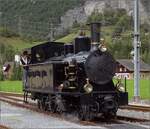 g-34-sbb-14/802151/ballenberg-dampfbahn-nach-innertkircheng-34-208 Ballenberg Dampfbahn nach Innertkirchen.

G 3/4 208 beim Wasserfassen und Rangieren in Innertkirchen im Bahnhof des KWO. Oktober 2019.
