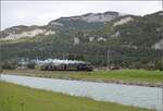 g-34-sbb-14/802175/ballenberg-dampfbahn-nach-innertkircheng-34-208 Ballenberg Dampfbahn nach Innertkirchen.

G 3/4 208 entlang der Aare durch das Haslital, Oktober 2019.