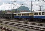 bc4i-525/812810/seit-54-jahren-das-erste-durchgehende Seit 54 Jahren das erste durchgehende Personenzugpaar auf der Strecke Winterthur – Singen ber Etzwilen.

Im Fokus erst mal Bi 535 der Museumsbahn, der allerdings nur bis Etzwilen am Zug bleiben wird. Singen, Mai 2023.