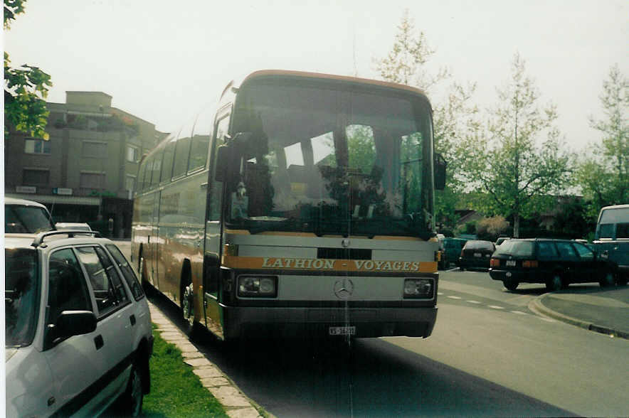 (017'102) - Lathion, Sion - Nr. 35/VS 16'201 - Mercedes am 17. Mai 1997 in Thun, Lachen 