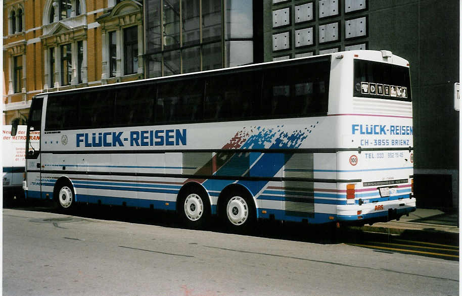 (022'834) - Flck, Brienz - BE 170'009 - Setra am 21. Mai 1998 in Zrich, Kongresshaus