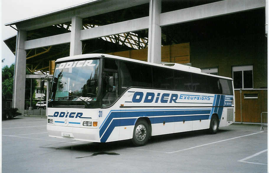 (023'016) - Odier, Genve - Nr. 31/GE 96'158 - Mercedes am 27. Mai 1998 in Thun, Grabengut