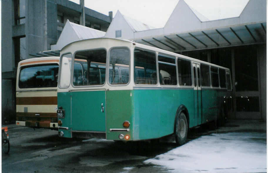 (028'328) - Schweizer Armee - M+79'515 - Volvo/Tscher am 26. Dezember 1998 in Thun, Garage STI