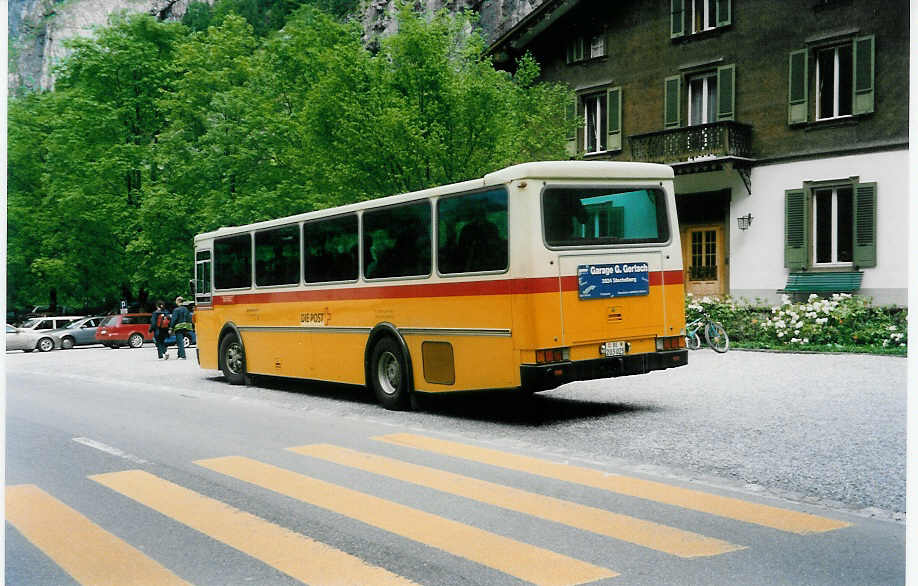 (031'608) - Schmocker, Stechelberg - Nr. 3/BE 203'025 - Saurer/R&J (ex Nr. 1; ex Gertsch, Stechelberg Nr. 1) am 23. Mai 1999 in Trmmelbach, Trmmelbachflle