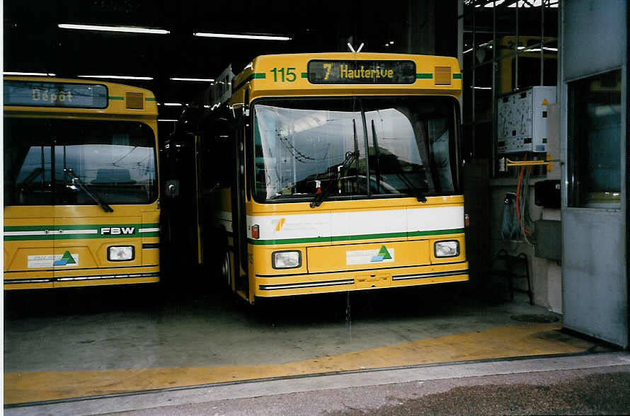 (033'216) - TN Neuchtel - Nr. 115 - NAW/Hess Gelenktrolleybus am 6. Juli 1999 in Neuchtel, Dpt