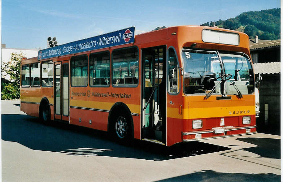 (037'224) - BOB Interlaken - Nr. 3/BE 339'040 - Saurer/R&J (ex STI Thun Nr. 53) am 7. Oktober 1999 in Thun, Garage STI