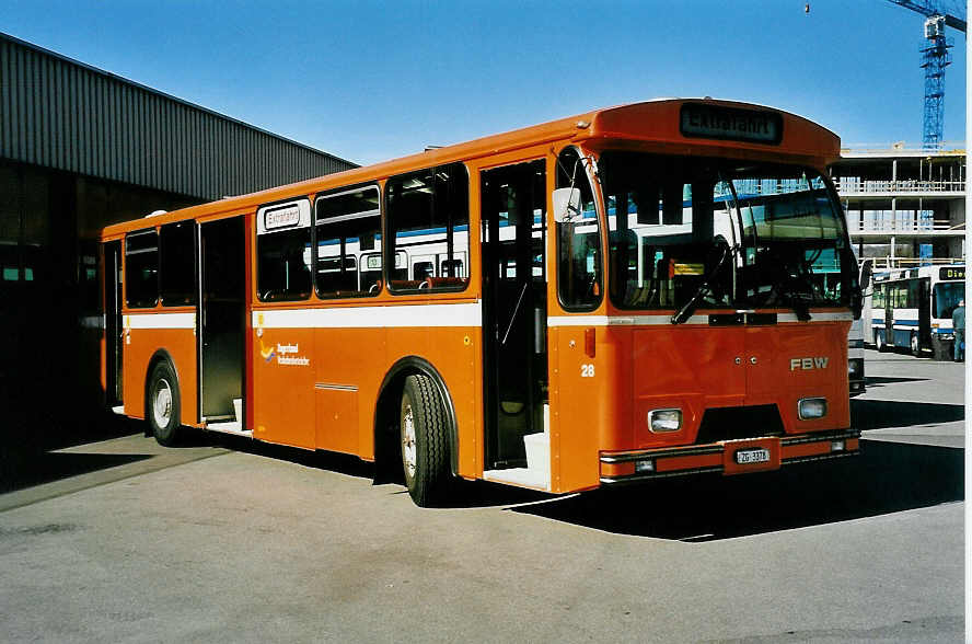 (040'207) - ZVB Zug - Nr. 28/ZG 3378 - FBW/Hess (ex Nr. 3) am 8. April 2000 in Zug, Garage