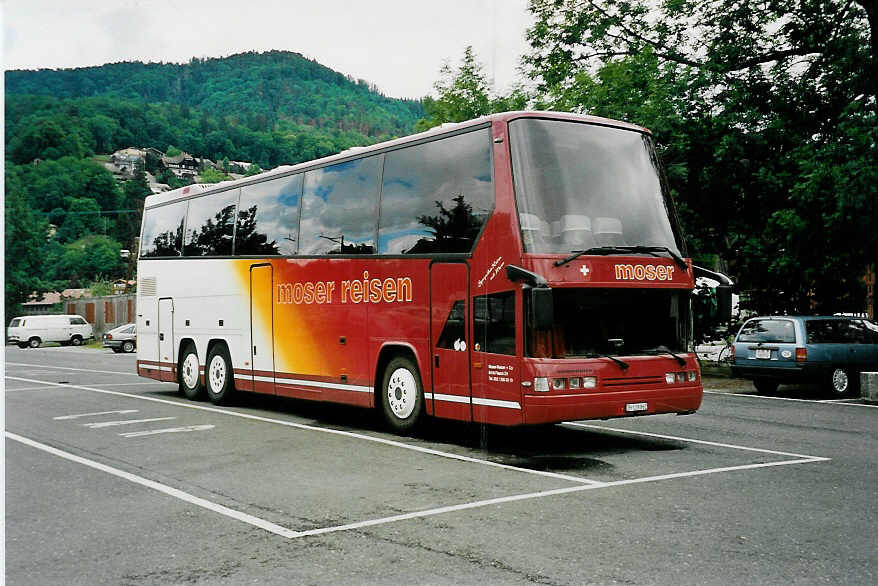 (041'612) - Moser, Flaach - Nr. 11/ZH 128'862 - Drgmller am 25. Juni 2000 in Thun, Seestrasse