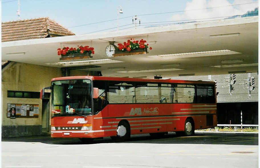 (042'234) - AFA Adelboden - Nr. 6/BE 26'706 - Setra am 21. Juli 2000 beim Bahnhof Frutigen