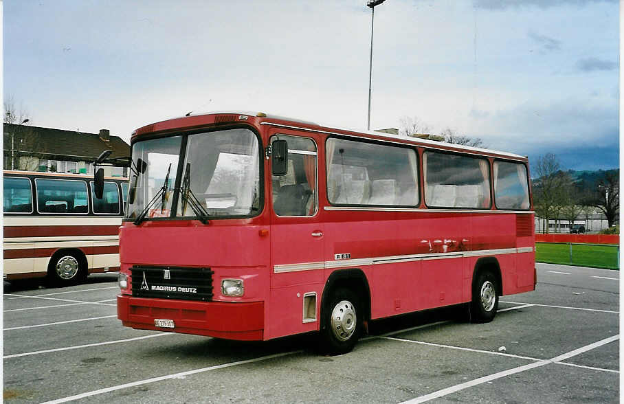 (045'412) - Sommer, Toffen - BE 279'307 - Magirus-Deutz am 19. Mrz 2001 in Thun-Lerchenfeld, Waldeck