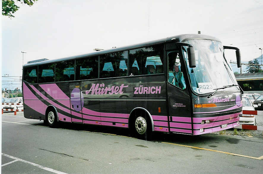 (049'029) - Mrset, Zrich - ZH 475'164 - Bova am 16. August 2001 in Thun, CarTerminal