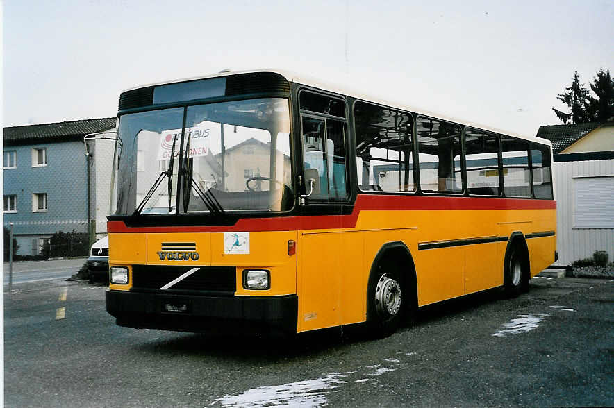 (050'836) - Steiner, Messen - Volvo/Hess am 15. Dezember 2001 in Aegerten, Rattinbus