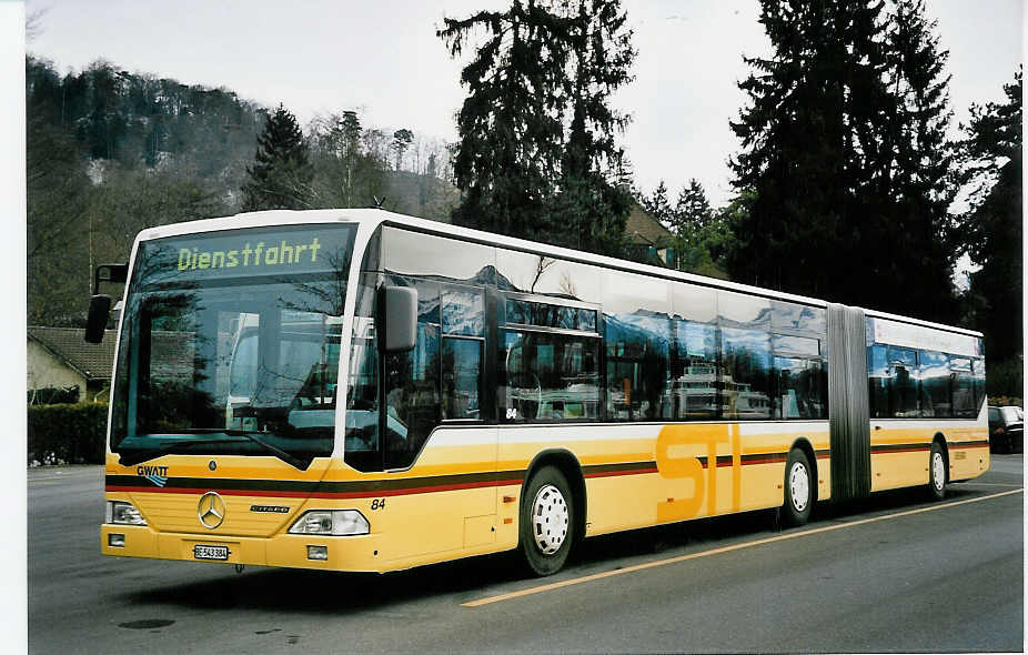 (051'618) - STI Thun - Nr. 84/BE 543'384 - Mercedes am 19. Januar 2002 bei der Schifflndte Thun