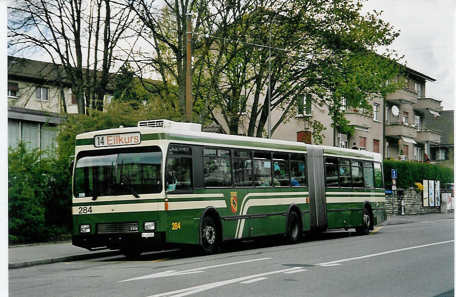 (052'923) - SVB Bern - Nr. 284/BE 419'284 - Volvo/R&J-Hess-Gangloff am 15. April 2002 in Bern, Bethlehem Sge