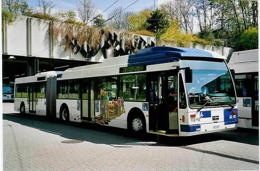 (053'109) - TL Lausanne - Nr. 549/VD 1520 - Van Hool am 19. April 2002 in Lausanne, Dpt Borde