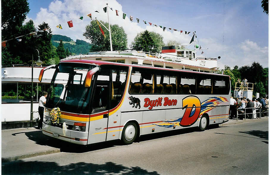 (053'602) - Dysli, Bern - Nr. 22/BE 107'820 - Setra am 1. Juni 2002 bei der Schifflndte Thun