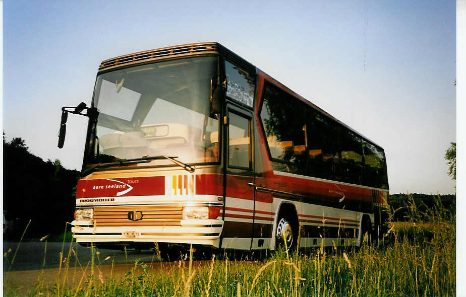 (053'637) - ASm Langenthal - Nr. 3 - Drgmller am 15. Juni 2002 in Wangen, Garage