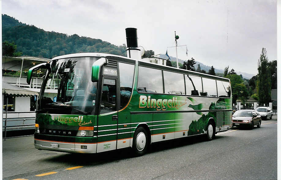 (055'426) - Binggeli, Erlach - Nr. 4/BE 412'410 - Setra am 24. August 2002 bei der Schifflndte Thun