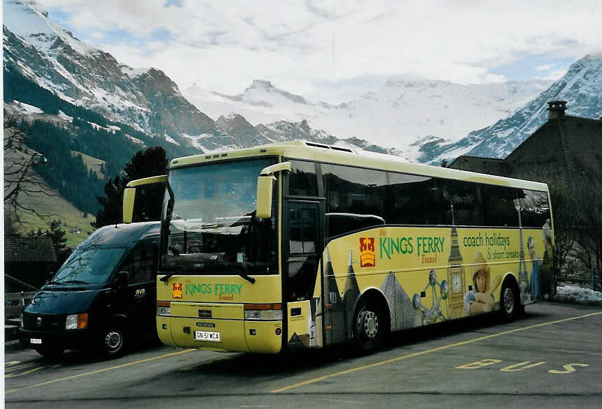 (057'736) - Aus England: Kings Ferry - GN51 WCA - Van Hool/Scania am 25. Dezember 2002 in Adelboden, Landstrasse