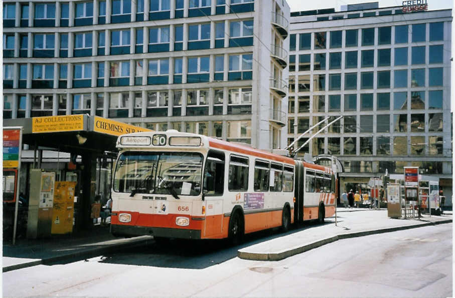 (062'524) - TPG Genve - Nr. 656 - Saurer/Hess Gelenktrolleybus am 4. August 2003 in Genve, Bel-Air