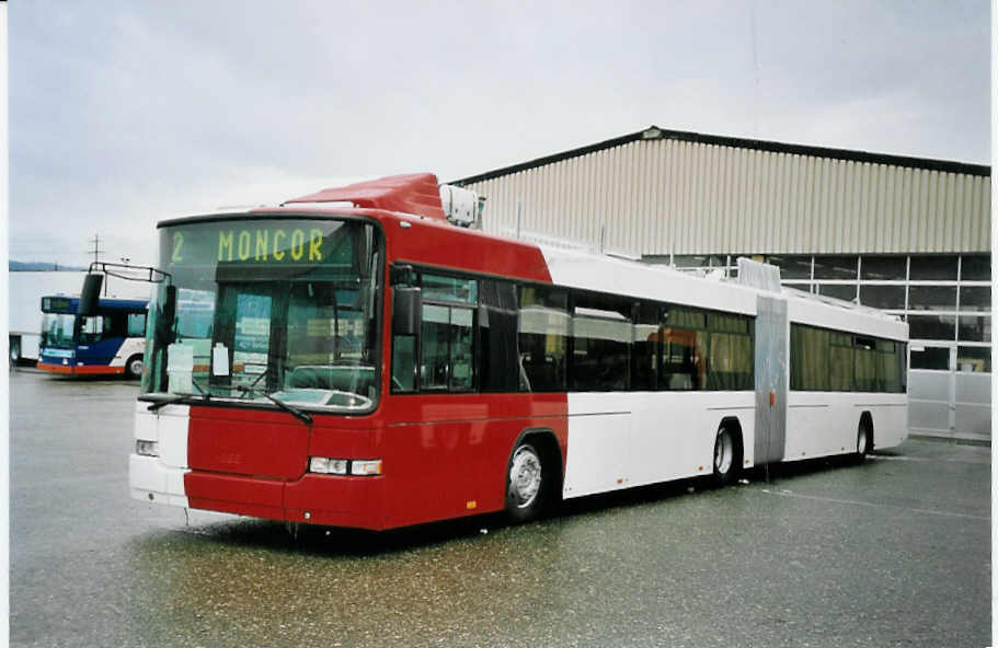 (062'904) - TPF Fribourg - Nr. 516 - MAN/Hess Gelenkduobus am 30. August 2003 in Bellach, Hess