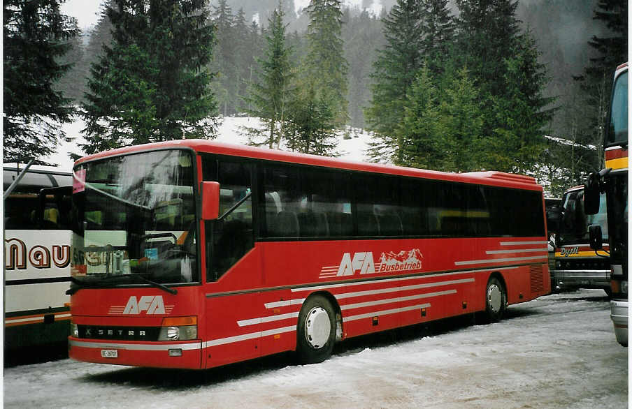 (065'329) - AFA Adelboden - Nr. 7/BE 26'707 - Setra am 7. Februar 2004 in Adelboden, Unter dem Birg