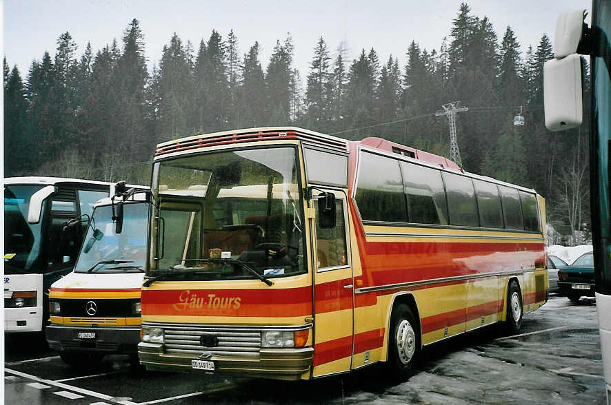 (065'411) - Gu Travel, Neuendorf - SO 149'714 - Drgmller am 7. Februar 2004 in Adelboden, Mineralquelle