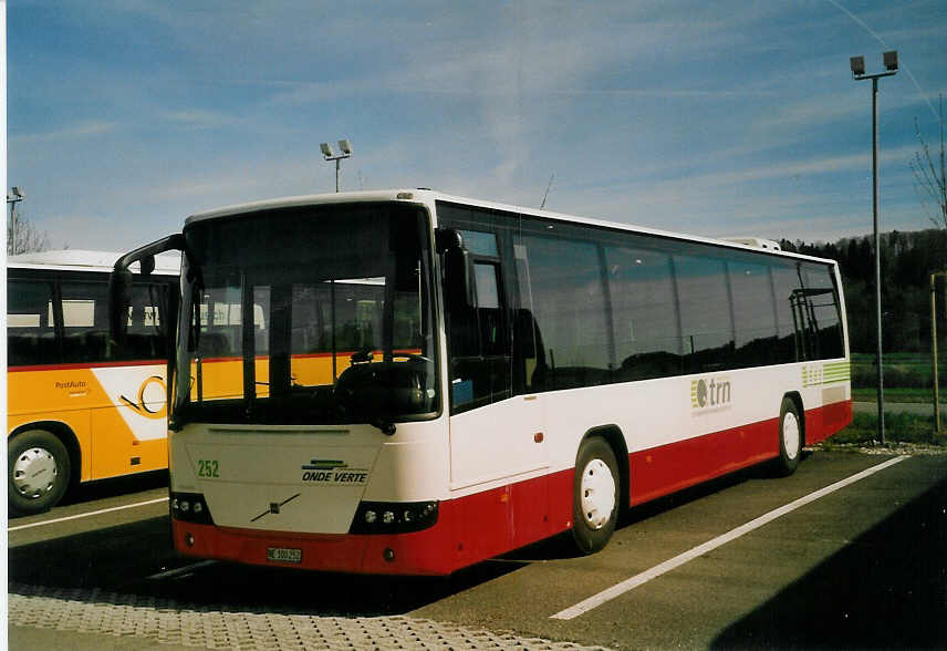 (066'803) - VR La Chaux-de-Fonds - Nr. 252/NE 100'252 - Volvo am 21. April 2004 in Mnchenbuchsee, Volvo