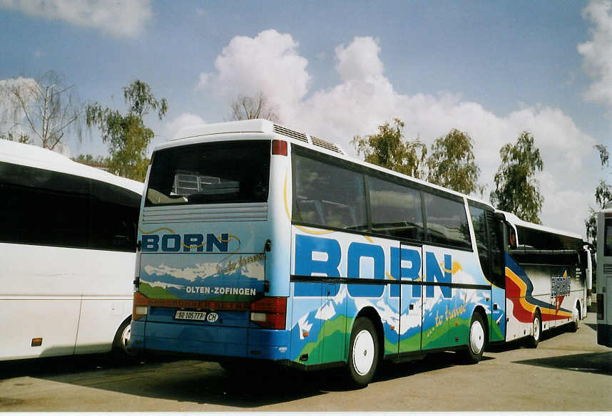 (068'903) - Aus der Schweiz: Born, Olten - SO 105'777 - Setra am 6. Juli 2004 in Rust, Europapark