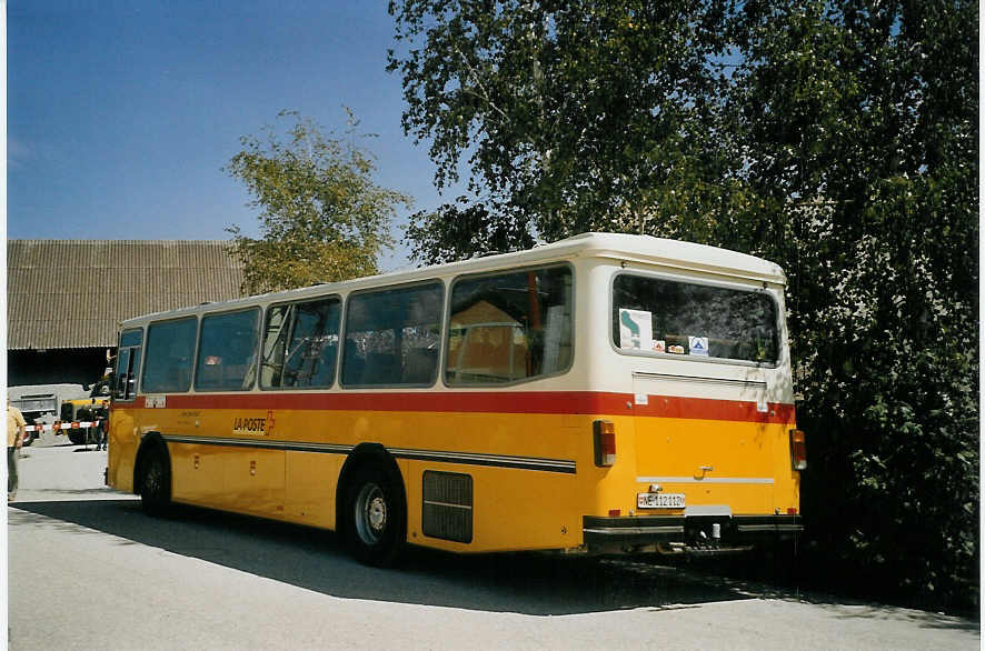 (070'414) - Montandon, Peseux - NE 112'112 - Saurer/Hess (ex P 25'631) am 28. August 2004 in Niederbipp, Saurertreffen