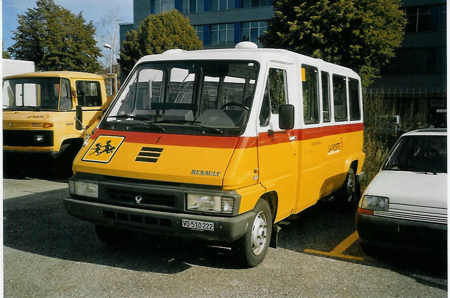 (071'417) - CarPostal Vaud-Fribourg - VD 510'222 - Renault am 3. Oktober 2004 in Yverdon, Garage