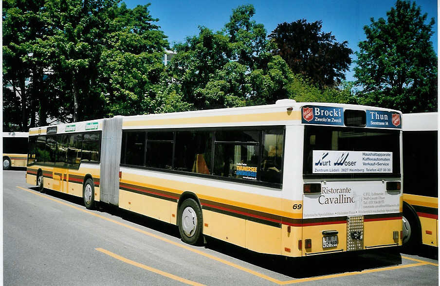 (076'618) - STI Thun - Nr. 69/BE 456'869 - MAN am 20. Mai 2005 bei der Schifflndte Thun